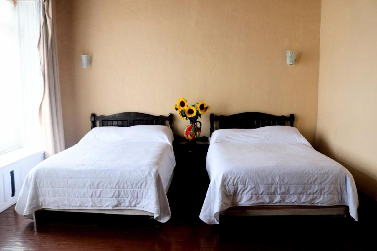 Hotel Casa Blanca Эль-Оро-де-Идальго Экстерьер фото